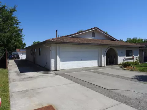 752 Teakwood Dr, Redding, CA 96003 photo 3