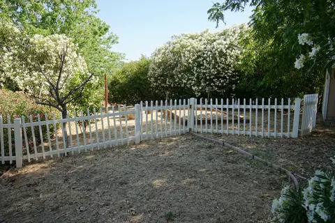 752 Teakwood Dr, Redding, CA 96003 photo 37