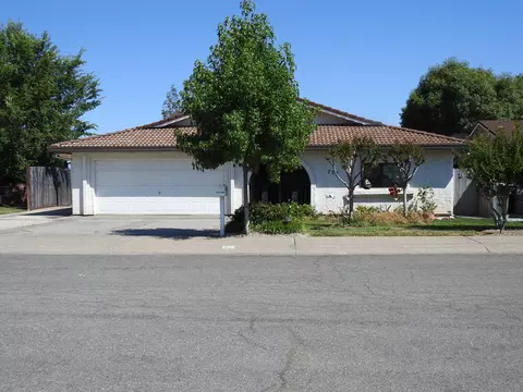 752 Teakwood Dr, Redding, CA 96003 photo 4