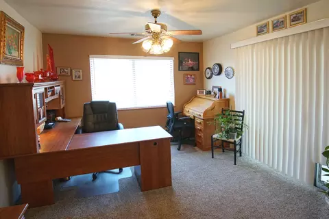 752 Teakwood Dr, Redding, CA 96003 photo 17