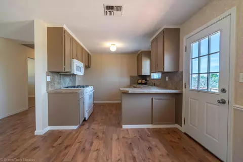 3570 Elizabeth Way, Redding, CA 96001 photo 9