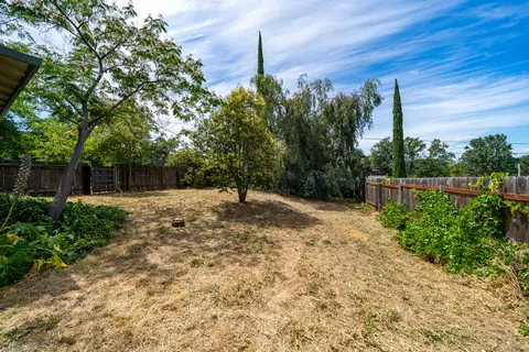 3570 Elizabeth Way, Redding, CA 96001 photo 30