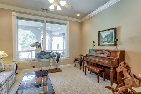 3004 Western Oak Dr, Redding, CA 96002 photo 6