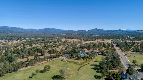 6010 Gleneagles Ct, Redding, CA 96003 photo 8