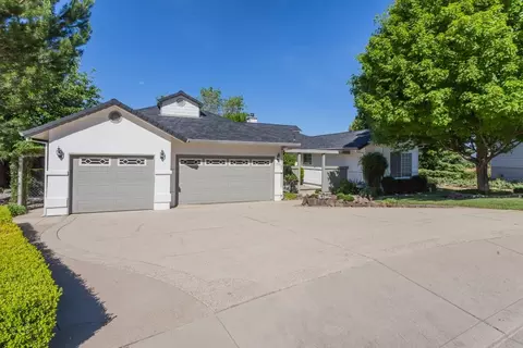 6010 Gleneagles Ct, Redding, CA 96003 photo 52