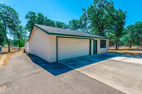 11421 Suggie Ln, Redding, CA 96003 photo 36