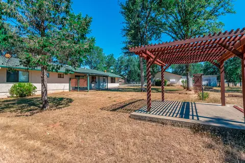 11421 Suggie Ln, Redding, CA 96003 photo 34