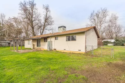5982 Bourbon Ln, Anderson, CA 96007 photo 9