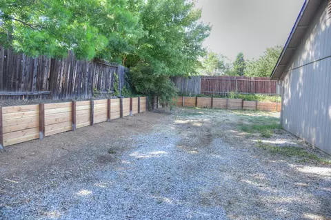 2837 Antigua Dr, Redding, CA 96003 photo 19