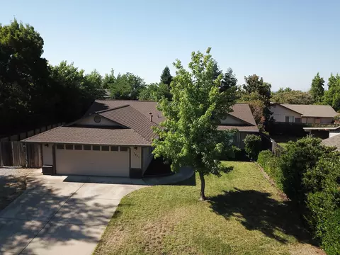 2837 Antigua Dr, Redding, CA 96003 photo 3