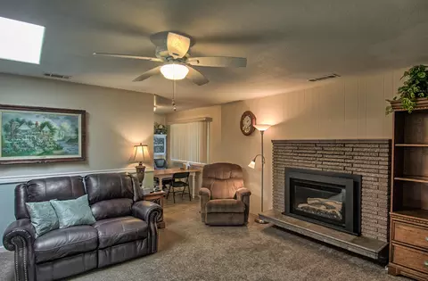 1817 Manchester Dr, Redding, CA 96002 photo 7