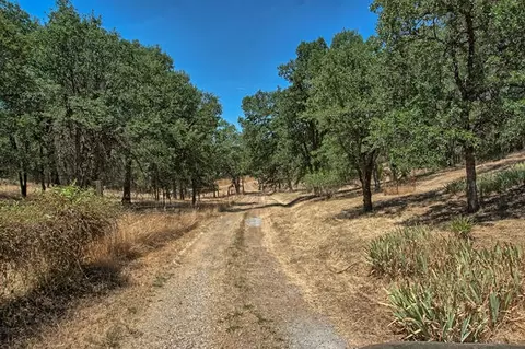 13623 Creek Trl, Redding, CA 96003 photo 38
