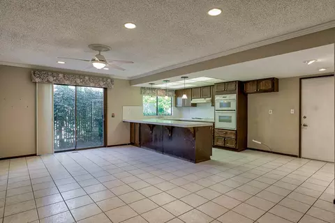 2275 Oak Ridge Dr, Redding, CA 96001 photo 10