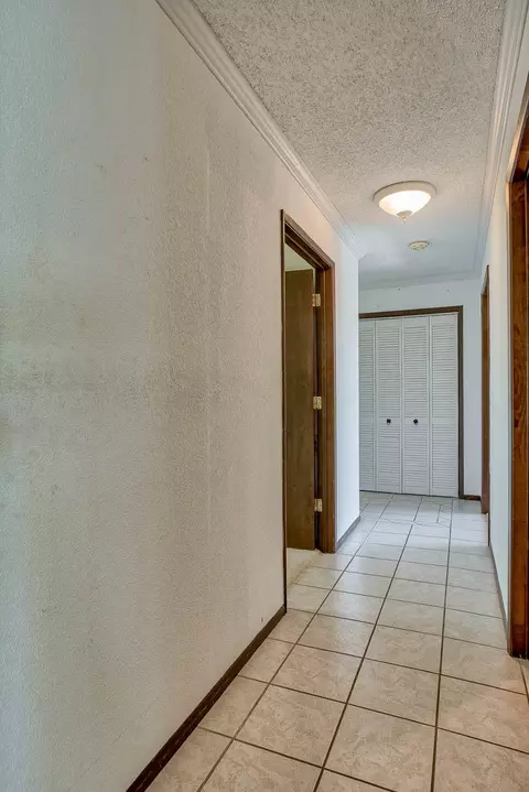 2275 Oak Ridge Dr, Redding, CA 96001 photo 12