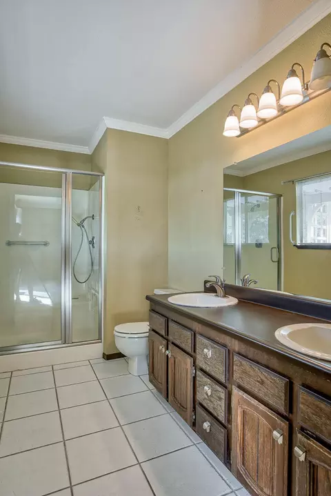 2275 Oak Ridge Dr, Redding, CA 96001 photo 17