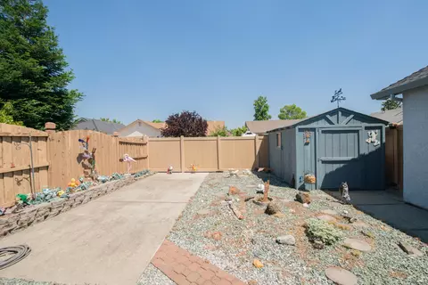 1776 Vineyard Trl, Redding, CA 96003 photo 17