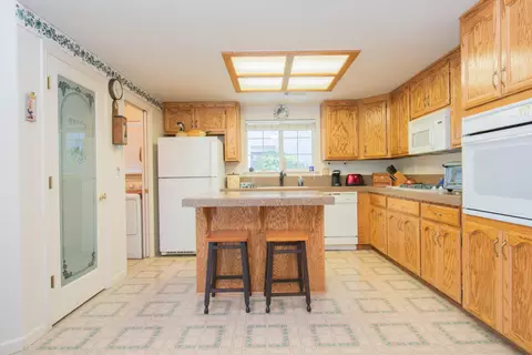 1776 Vineyard Trl, Redding, CA 96003 photo 9
