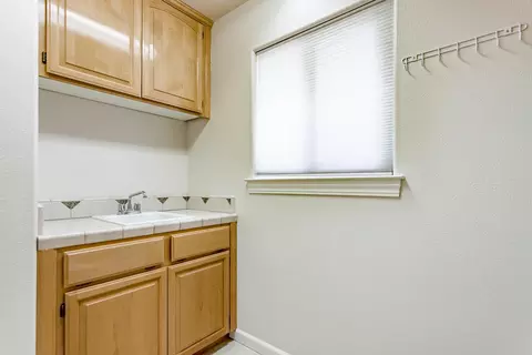 3691 Fairoaks Ct, Redding, CA 96001 photo 26