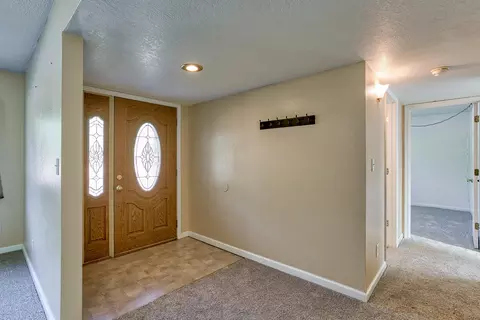 9233 Chaparral Dr, Redding, CA 96001 photo 7