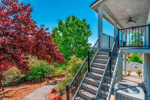 2369 Chestnut St, Redding, CA 96001 photo 30