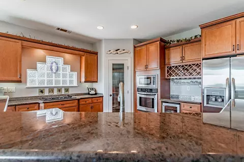 2369 Chestnut St, Redding, CA 96001 photo 8