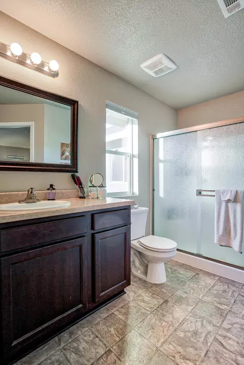 7106 Daybreak Ct, Redding, CA 96001 photo 15