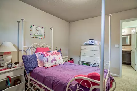7106 Daybreak Ct, Redding, CA 96001 photo 18