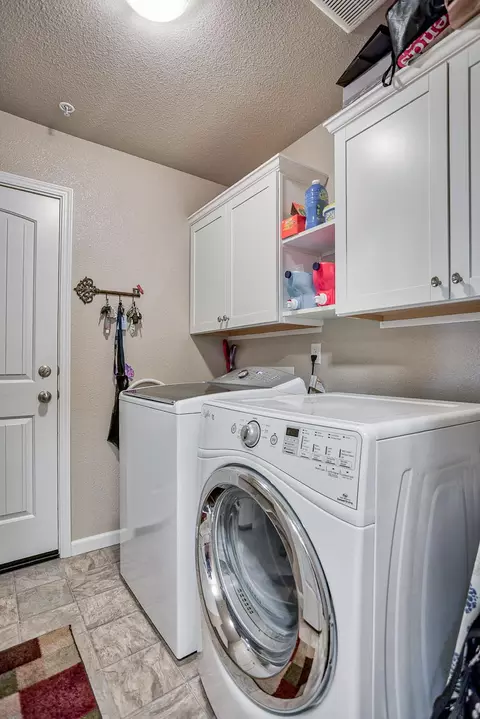 7106 Daybreak Ct, Redding, CA 96001 photo 23