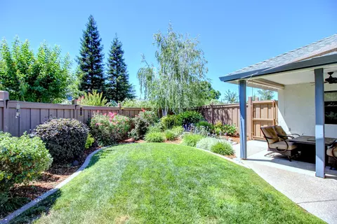 2071 Vineyard Trl, Redding, CA 96003 photo 34