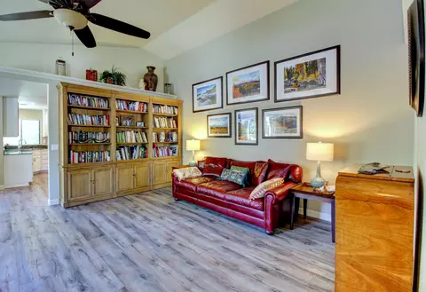 2071 Vineyard Trl, Redding, CA 96003 photo 8