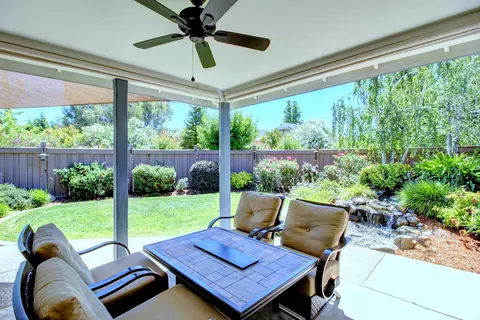2071 Vineyard Trl, Redding, CA 96003 photo 32