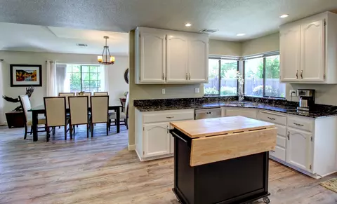 2071 Vineyard Trl, Redding, CA 96003 photo 16