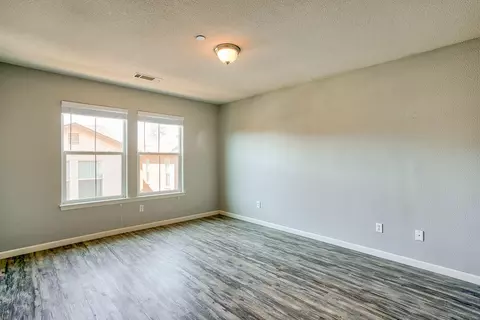 2373 La Villa Way, Redding, CA 96003 photo 14