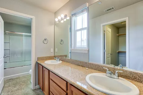 2373 La Villa Way, Redding, CA 96003 photo 17