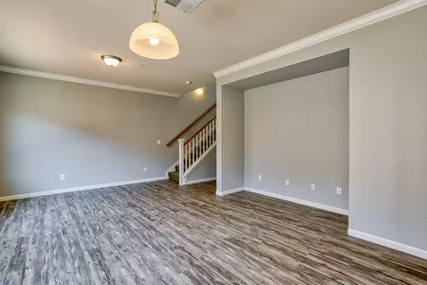 2373 La Villa Way, Redding, CA 96003 photo 3