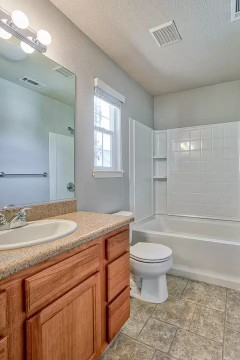 2373 La Villa Way, Redding, CA 96003 photo 20