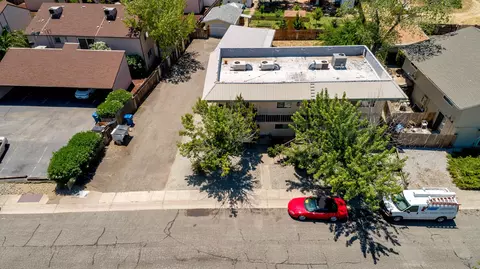 853 July Way, Redding, CA 96003 photo 2