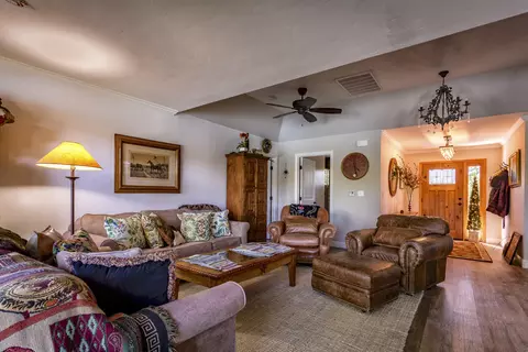 115 Village Dr, Redding, CA 96001 photo 6