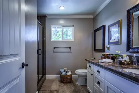115 Village Dr, Redding, CA 96001 photo 10