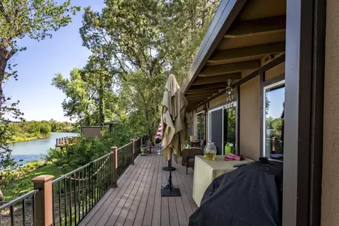115 Village Dr, Redding, CA 96001 photo 2