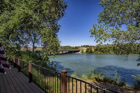 115 Village Dr, Redding, CA 96001 photo 16
