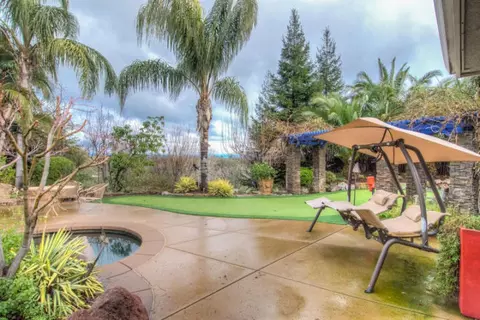 2325 Dream St, Redding, CA 96001 photo 4