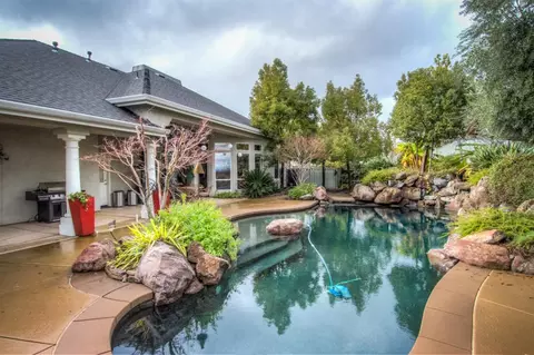 2325 Dream St, Redding, CA 96001 photo 19