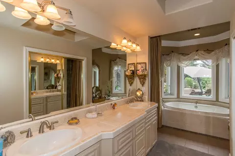 2325 Dream St, Redding, CA 96001 photo 24