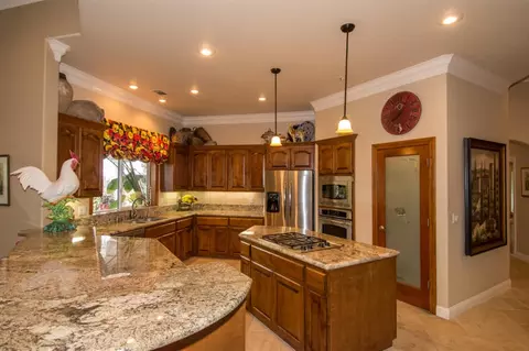 2325 Dream St, Redding, CA 96001 photo 12