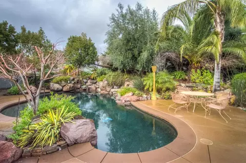 2325 Dream St, Redding, CA 96001 photo 7