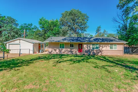 20972 Windsong Ln, Redding, CA 96003 photo 1