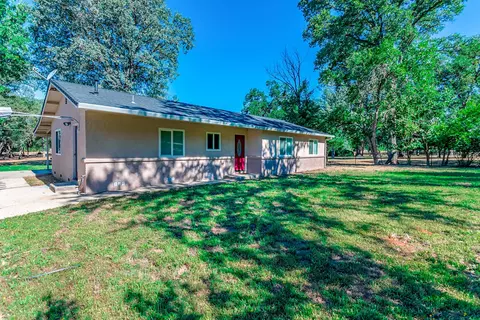 20972 Windsong Ln, Redding, CA 96003 photo 2
