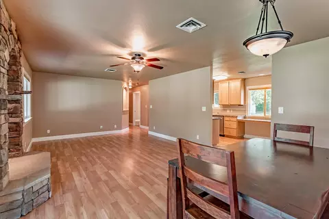20972 Windsong Ln, Redding, CA 96003 photo 11