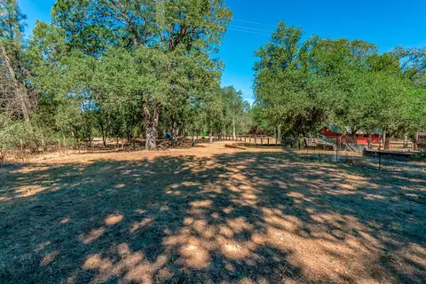 20972 Windsong Ln, Redding, CA 96003 photo 27